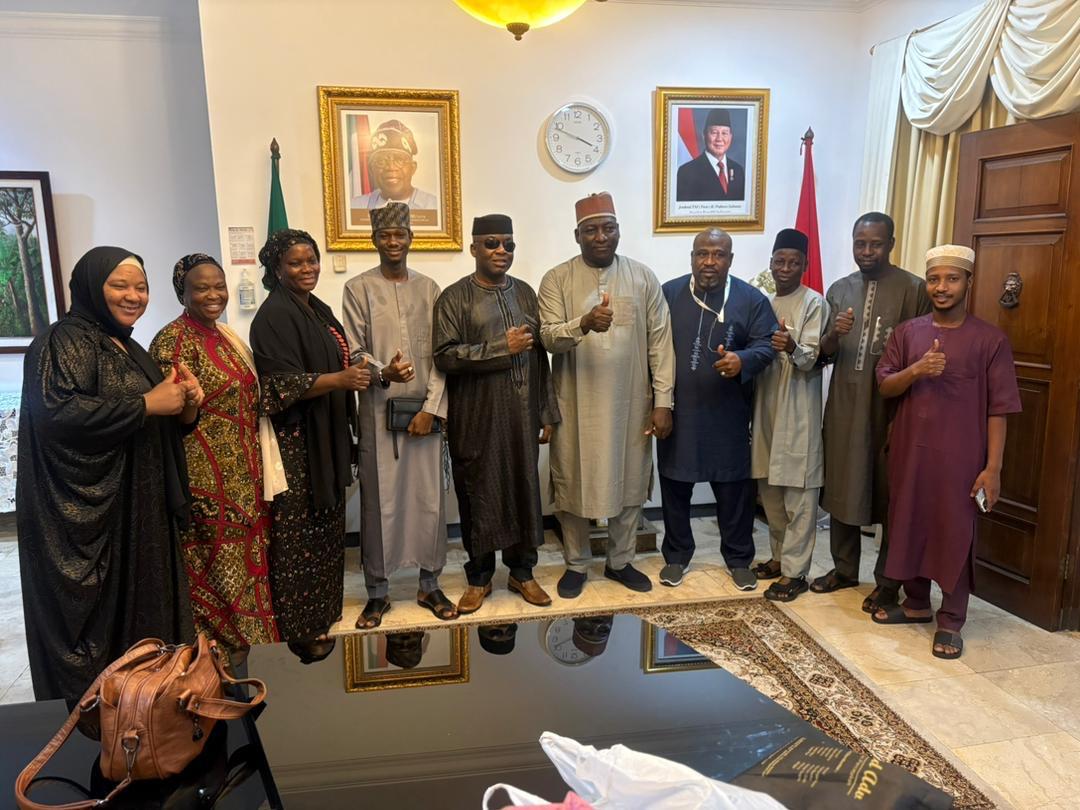 SOMET D'LELVEGE VISITATION